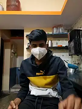 KissesBoyAD online show from 3, 12, 2024