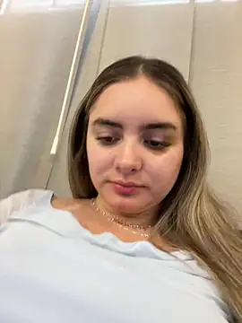 imlindapink online show from 4, 10, 2025