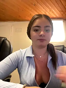 imlindapink online show from 2, 10, 2025