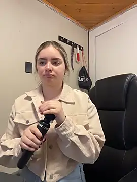 imlindapink online show from 27, 2, 2026