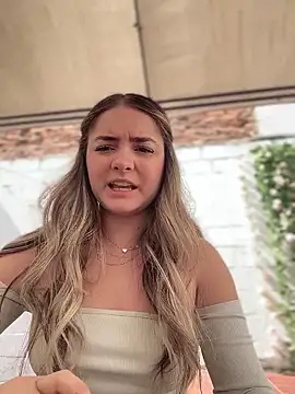 imlindapink online show from 12, 11, 2025