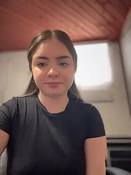 imlindapink online show from 3, 11, 2025