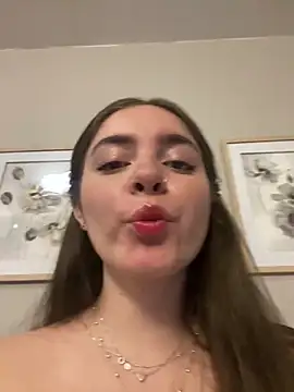 imlindapink online show from 26, 2, 2025