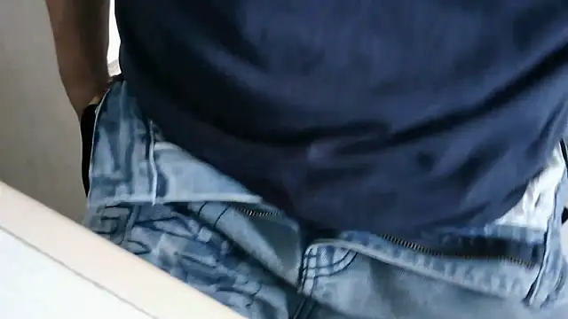 XiaoGuoGuo284512 online show from 25, 11, 2025