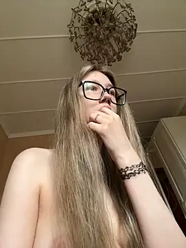 Snapshot of MollyOrgazm chatting on 14, 6, 2026 MollyOrgazm online show from 14, 6, 2026