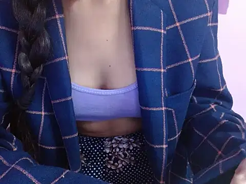 Hot mahak05 online show from 4, 12, 2024