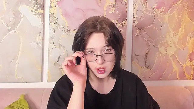 fiamoory online show from 2, 12, 2025