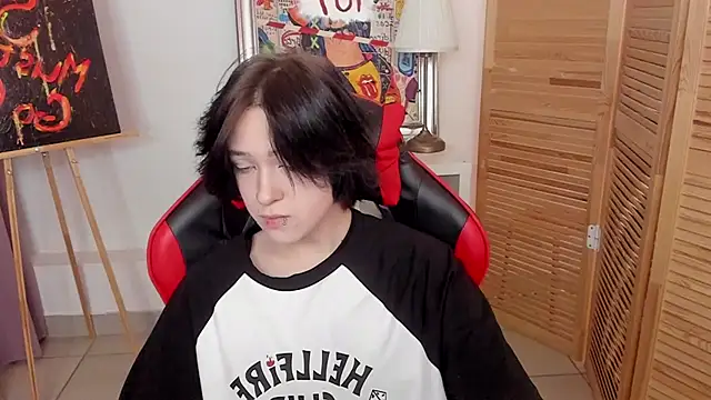 fiamoory online show from 18, 11, 2025