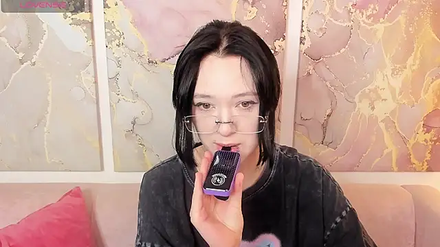 fiamoory online show from 9, 1, 2026