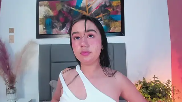 LaraGoldd online show from 5, 11, 2025