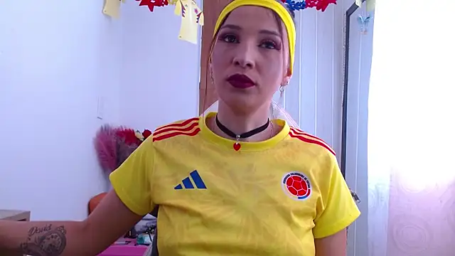 sapphiresexyhot online show from 12, 7, 2026