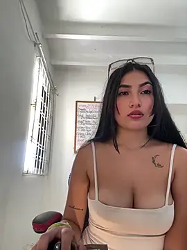 zamanthapalmer1 online show from 1, 2, 2025