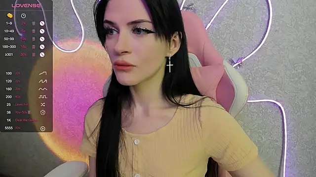 Snapshot of Molly_Crystall chatting on 14, 7, 2026 Molly Crystall online show from 14, 7, 2026