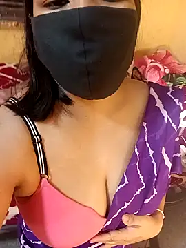 Radhikadavi879 online show from 18, 2, 2025