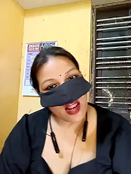 Radhikadavi879 online show from 20, 2, 2025