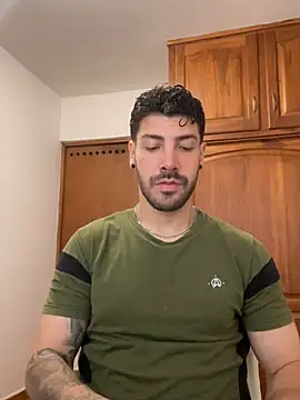 Snapshot of Guyinthemountain chatting on 14, 5, 2026 Guyinthemountain online show from 14, 5, 2026
