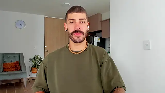 Guyinthemountain online show from 6, 1, 2025