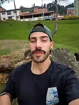 Guyinthemountain online show from 1, 1, 2025