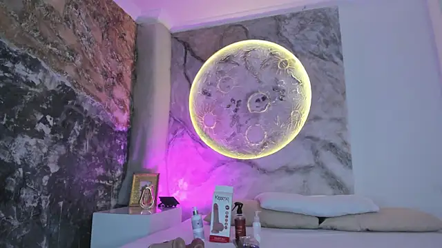 JulietaKane online show from 8, 1, 2026