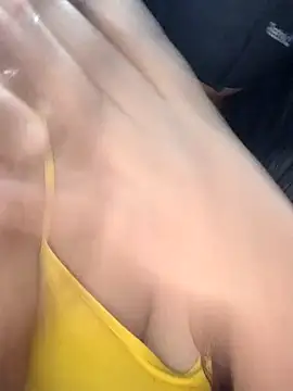 Snapshot of delhi_gril chatting on 17, 9, 2025 delhi gril online show from 17, 9, 2025