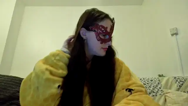 LexiSnowUK online show from 1, 12, 2025