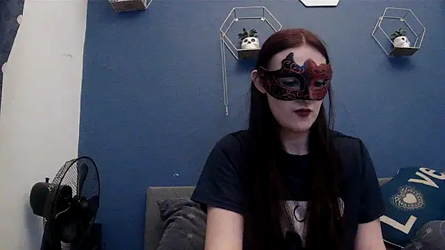 LexiSnowUK online show from 2, 4, 2026