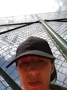  jade white  online show from 22, 2, 2026