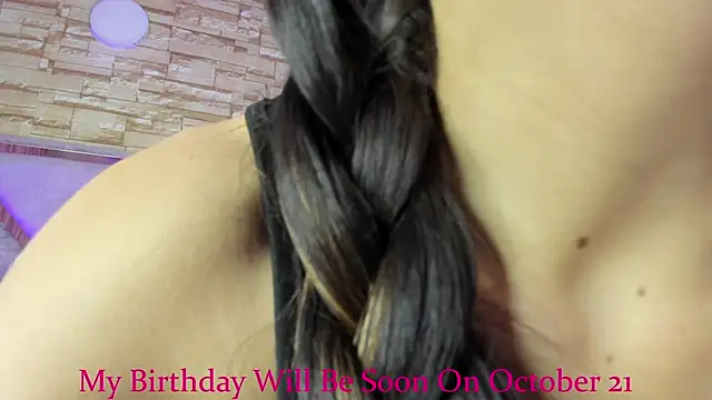  jade white  online show from 13, 9, 2025