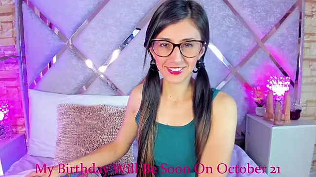  jade white  online show from 16, 9, 2025