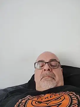 Satiro Sevilla online show from 2, 2, 2026