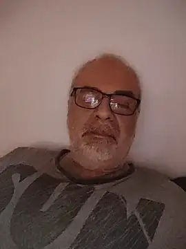 Satiro Sevilla online show from 2, 4, 2026