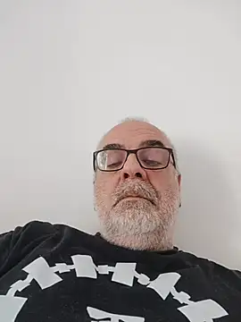 Satiro Sevilla online show from 24, 3, 2026