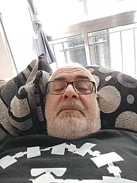 Satiro Sevilla online show from 12, 2, 2026