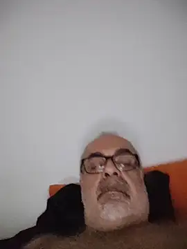 Satiro Sevilla online show from 11, 10, 2025