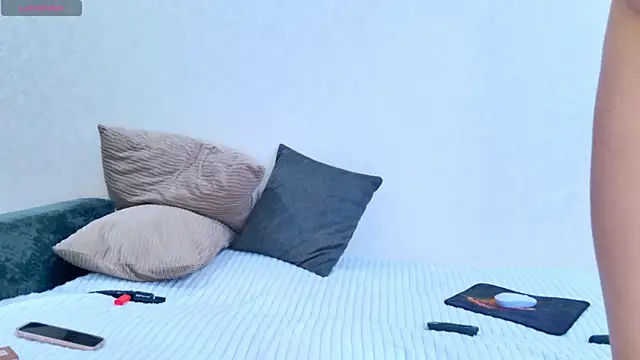 Snapshot of hard_candyy chatting on 23, 10, 2025 hard candyy online show from 23, 10, 2025