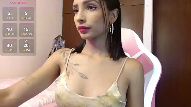 AnnitaSerna  online show from 26, 12, 2024