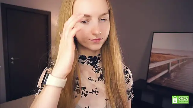 EsmaCarll online show from 21, 10, 2025