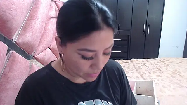 moan sex2 online show from 21, 4, 2026