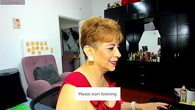 Snapshot of Angelina_Stone_65 chatting on 2, 5, 2026 Angelina Stone 65 online show from 2, 5, 2026