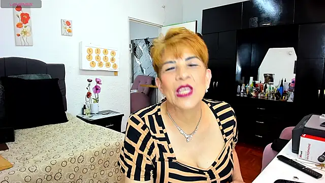 Angelina Stone 65 online show from 26, 6, 2026