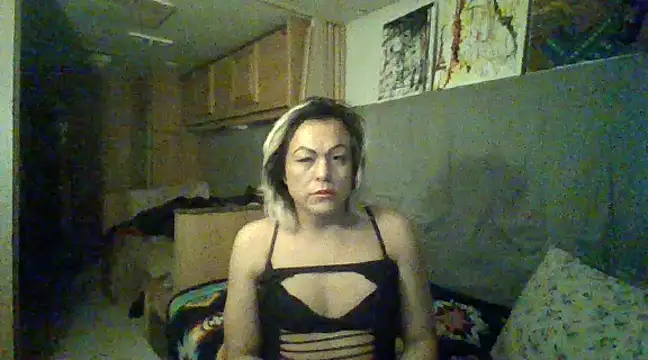 Snapshot of HoneyBdaQueen chatting on 29, 1, 2025 HoneyBdaQueen online show from 29, 1, 2025