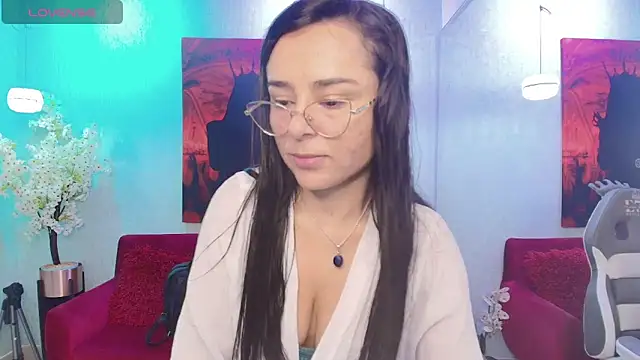 Tiara rr online show from 18, 12, 2025