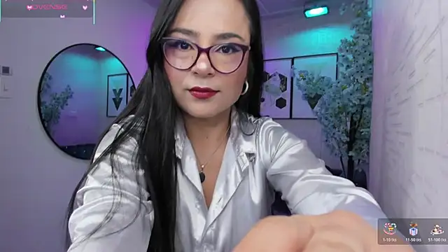 Snapshot of Tiara_rr chatting on 26, 5, 2026 Tiara rr online show from 26, 5, 2026