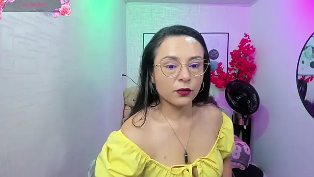 Tiara rr online show from 19, 1, 2025