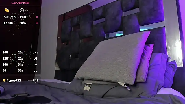 iamcamiloo  online show from 21, 3, 2025