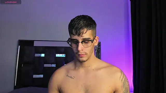 iamcamiloo  online show from 15, 3, 2025