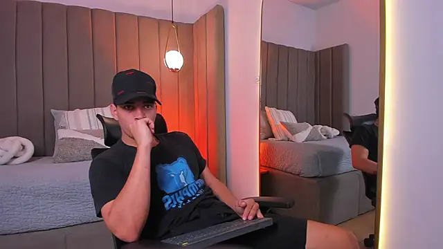 Benjamin More online show from 29, 5, 2026
