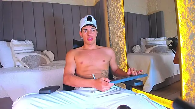 Benjamin More online show from 1, 12, 2025