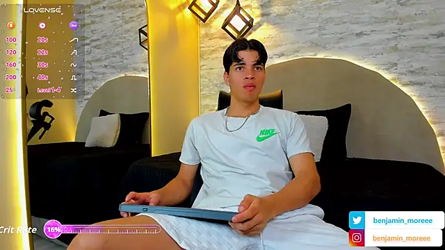 Benjamin More online show from 7, 10, 2025