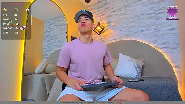 Benjamin More online show from 12, 11, 2025